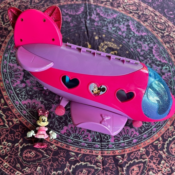Pink Toy Airplane - Picture 9 of 13